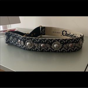 This a great quality guitar strap